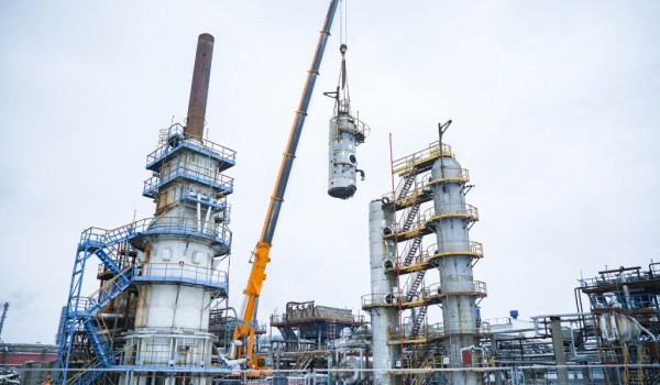На Московском НПЗ стартовал демонтаж устаревших установок нефтепереработки