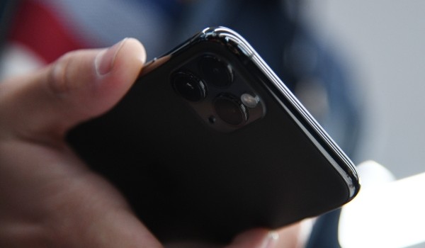 Более 20 категорий счетов теперь можно оплатить в мобильном приложении «Госуслуги Москвы»