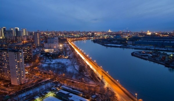 Коммерческие площади на набережной Москвы реки сможет арендовать бизнес у города