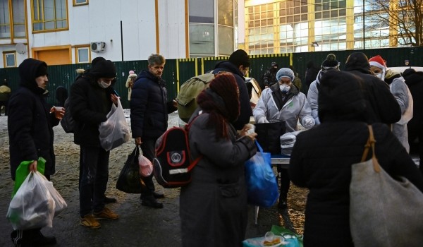 Социальные службы в Москве оказывают помощь бездомным в морозы