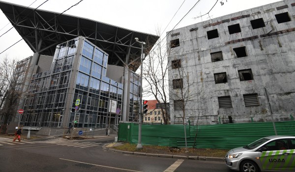 Мосгосстройнадзор проверил ход реконструкции театра «Сатирикон» на северо-востоке столицы