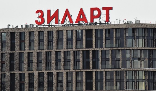 Фасады дома в «Зиларте» выполнят в черно-белых цветах с ажурным узором