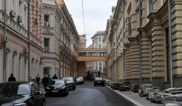 Движение на участках пяти переулков в центре Москвы перекроют в ночь на 21 апреля из-за киносъемок