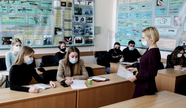 Педагоги из 108 городов России прошли стажировки в Москве в рамках проекта «Взаимообучение городов»