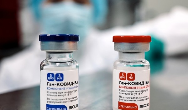 Москва удостоена премии «Призвание» за клинические исследования вакцины «Спутник V»