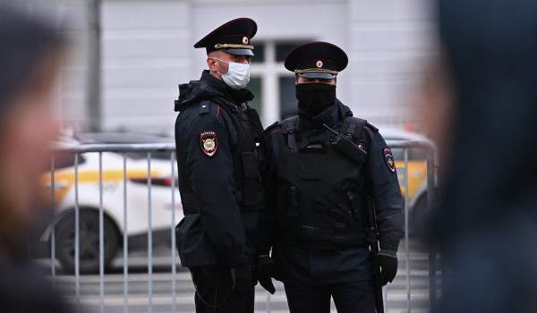 Новое административное здание полиции в Тверском районе облицуют красной и серой плиткой