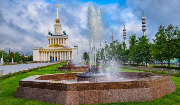 В свой День рождения Главная выставка страны запускает праздничную акцию