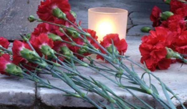 Собянин возложил цветы к памятнику «Плечом к плечу» в столичном парке «Акведук»