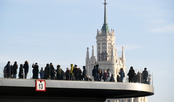 Наталья Сергунина: Более 200 познавательных экскурсий проведут в Москве ко Дню туризма