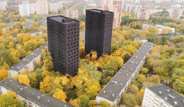 Жители почти 30 старых домов, включённых в программу реновации, начнут переезды в новое жилье в этом месяце