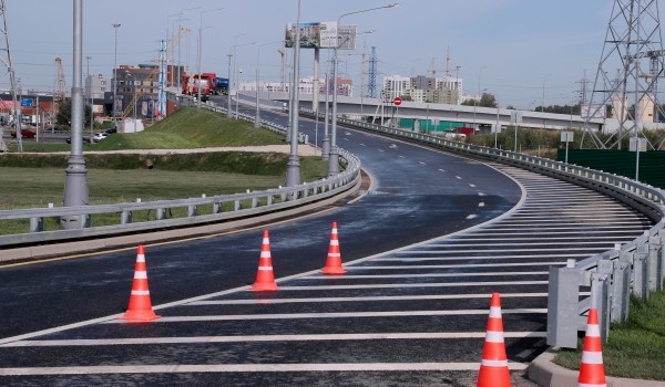 Собянин открыл движение по мосту через реку Сходню на Волоколамском шоссе