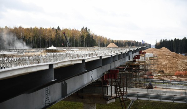 Развязка на пересечении МКАД с Алтуфьевским шоссе готова на четверть