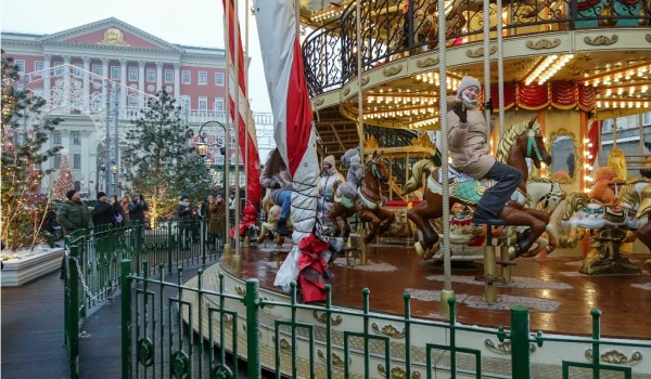 Москвичам рассказали о порядке проведения мероприятий в новогодние каникулы