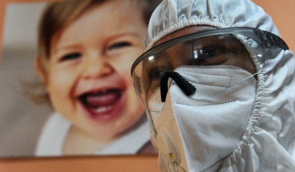 Омбудсмен Москвы: В столице развернуто 13 мест для вакцинации подростков от коронавируса