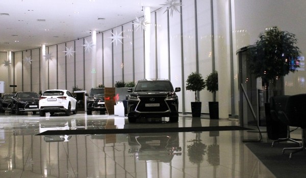 Стоимость автомобилей в Москве и регионах выросла на 20% за минувший год
