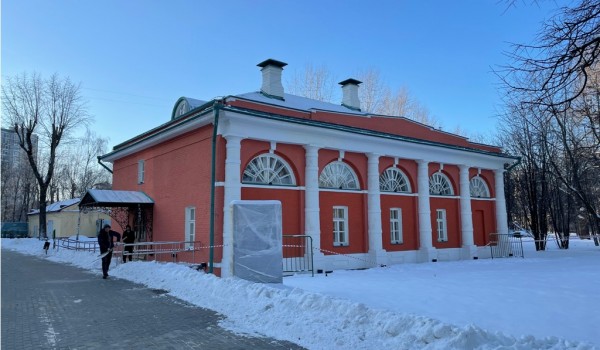 В усадьбе Воронцово отреставрировали сразу четыре исторических объекта