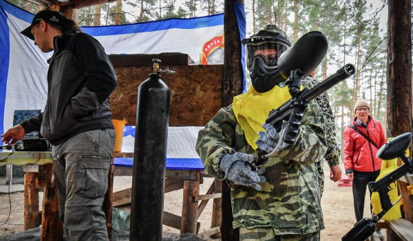 Более 300 клубов виртуальной реальности и пейнтбольных площадок было проверено в Москве в 2021 году