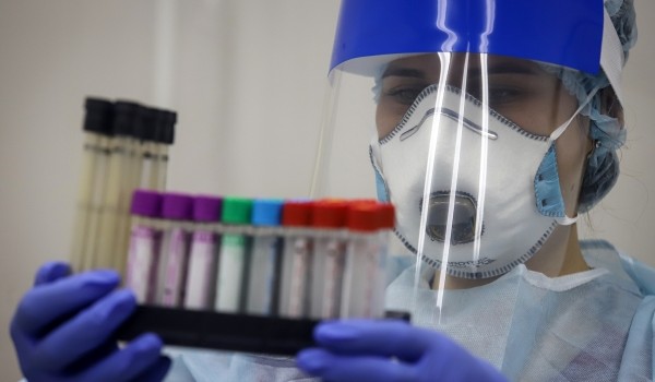 Штаб: За сутки в РФ госпитализировали 4 тыс. 564 человека с коронавирусной инфекцией