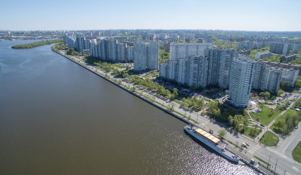 Осенью планируется завершить ремонт Новоданиловской набережной