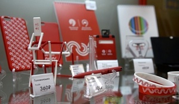 В Московском метро открыли 10 новых вендинговых аппаратов по продаже брендированных сувениров