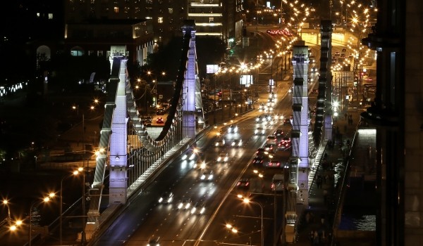 Движение в районе Крымского моста перекроют и ограничат 25-26 июня из-за праздника выпускников