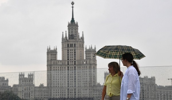 Москвичей предупредили о дожде и грозе со шквалистым ветром