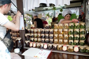 Пузырчатые вафли и жареное ролл-мороженое смогут попробовать гости фестиваля «Московское варенье»