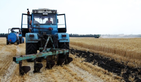 Трактор за 20 млн руб: Глава Зернового союза сообщил о подорожании сельхозтехники