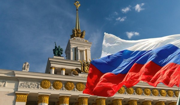 Наталья Сергунина: Культурные площадки Москвы приготовили более 60 мероприятий ко Дню флага России