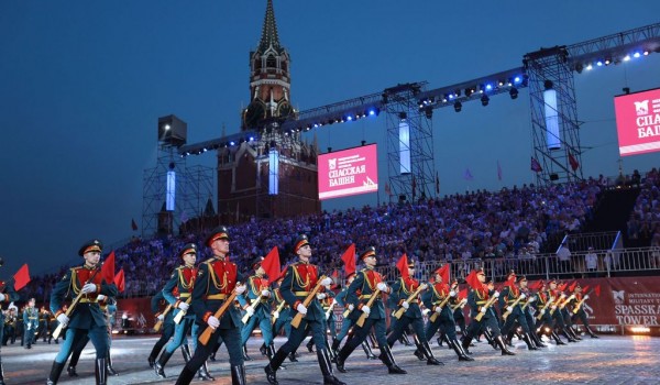 Фестиваль «Спасская башня» торжественно открылся на Красной площади