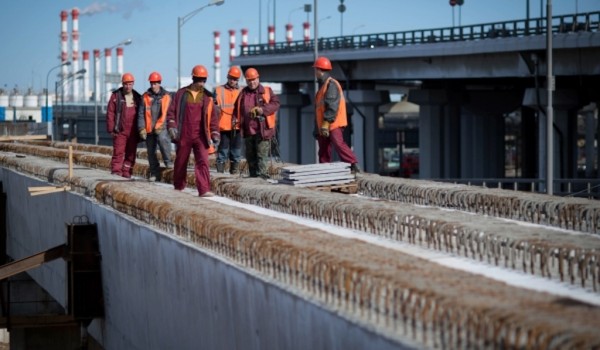 Реконструкция развязки на пересечении МКАД с Алтуфьевским шоссе выполнена более чем на треть