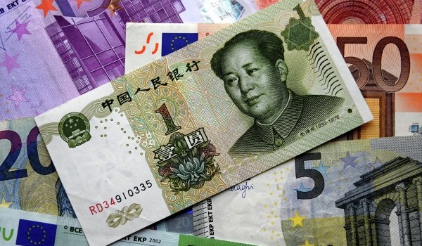 Юань или золото? Экономист дал москвичам совет, в какой валюте лучше хранить сбережения