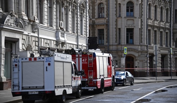 Движение будут перекрывать в районе Певческого переулка утром 29 и 30 октября из-за киносъемок
