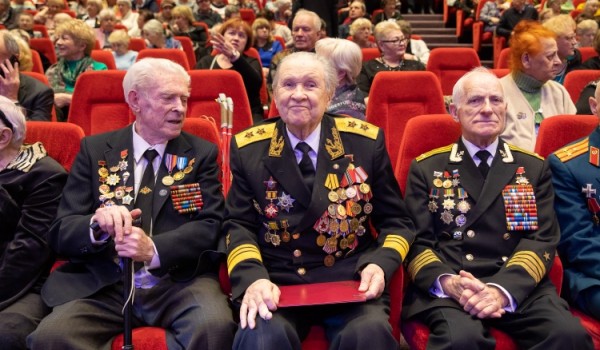В Западном округе проживает более 300 участников Великой Отечественной войны