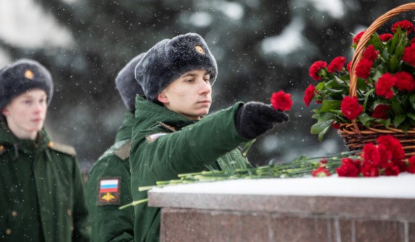 Память безымянных солдат почтили в Музее Победы