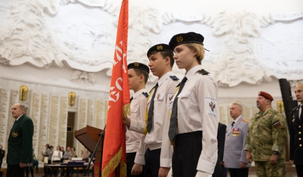 Около 200 человек поучаствовали в церемонии посвящения в «витязи» в Музее Победы