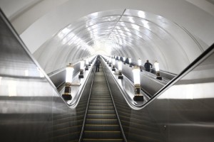 Эскалаторы на станции метро «Октябрьская» поочередно закроют на ремонт с 9 по 24 декабря