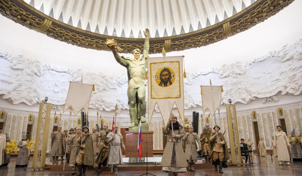 Около 300 артистов Якутии представили патриотический концерт в Музее Победы