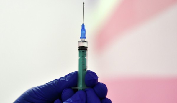 Владимир Гущин оценил возможность разработки вакцины против ВИЧ