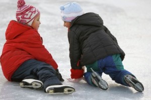 Активный отдых и свежий воздух: В каких парках Москвы покататься на коньках?