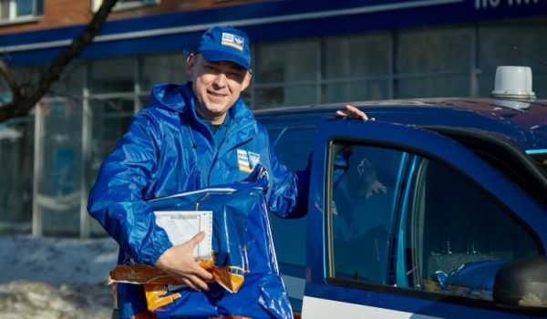 Жители Москвы и регионов смогут оплатить доставку Почты России безналичным способом