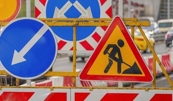 Движение на участках в районе Малой Бронной улицы будут перекрывать 25 декабря из-за киносъемок