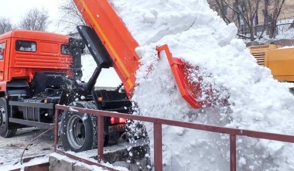 Войстратенко: 2 снегоплавильных пункта мощностью по 7 тыс. кубометров построят в столице в 2023 году