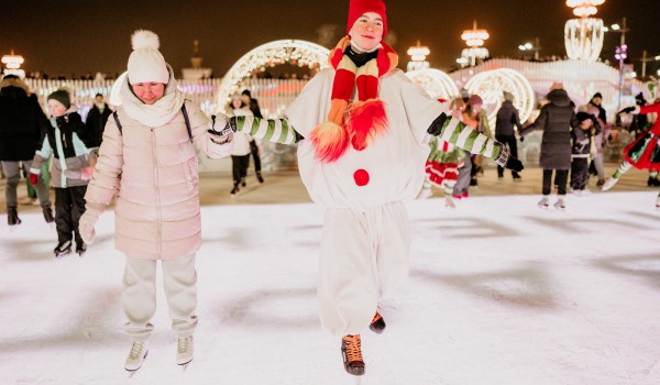 Сергунина: Самым популярным видом активного отдыха в Москве на каникулах стало катание на коньках