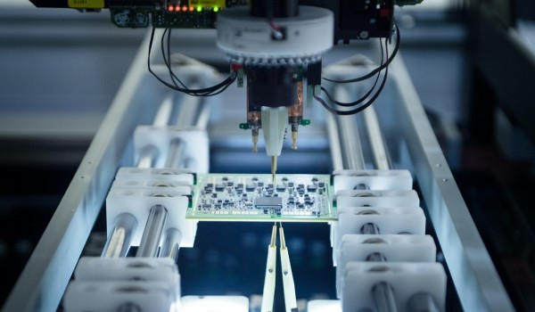Ефимов: Столичный производитель роботизированных комплексов получил от города льготный заем на развитие экспортной деятельности