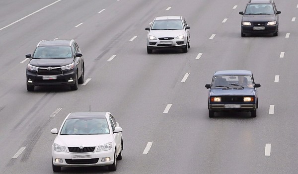 Дептранс: Водители экономят 8-12 минут в пути между районами возле МСД