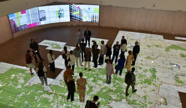 Москвичам предложили узнать, как реализуется реновация в ЮАО, на выставке «Навигатор реновации»