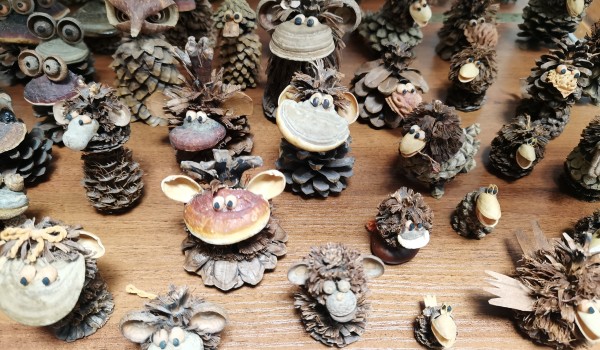 Выставка поделок из еловых шишек и лесных орехов откроется в «Экоклассе на Кузьминской»