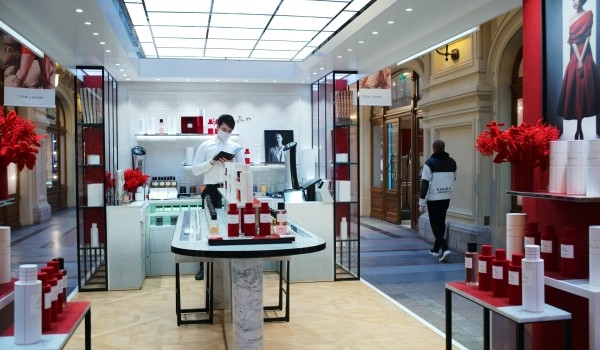 Эксперт: Мужская косметика к 23 Февраля за год подорожала почти на 50%