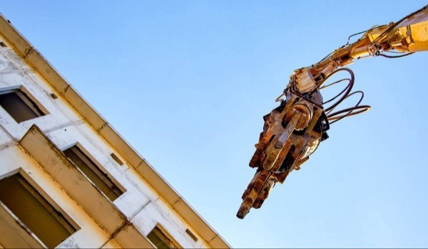 Бобров: В зоне строительства ТПУ «Парк Победы» демонтировали самострой